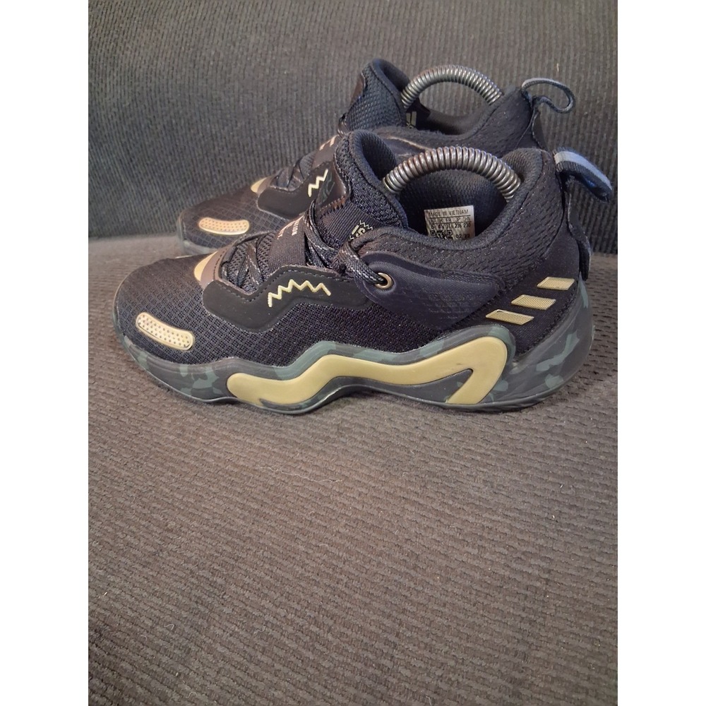 Adidas GY2844 D.O.N. Issue #3 Black/Gold Metallic Basketball Sneaker Boys 5